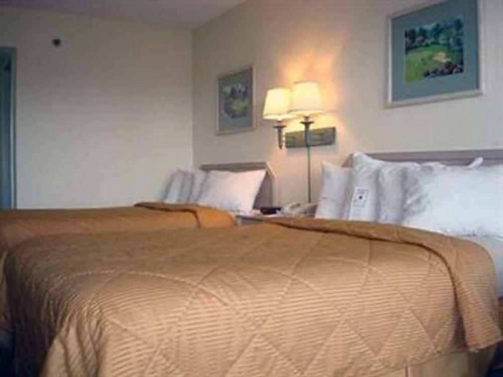 Deluxe Inn - Savannah Esterno foto